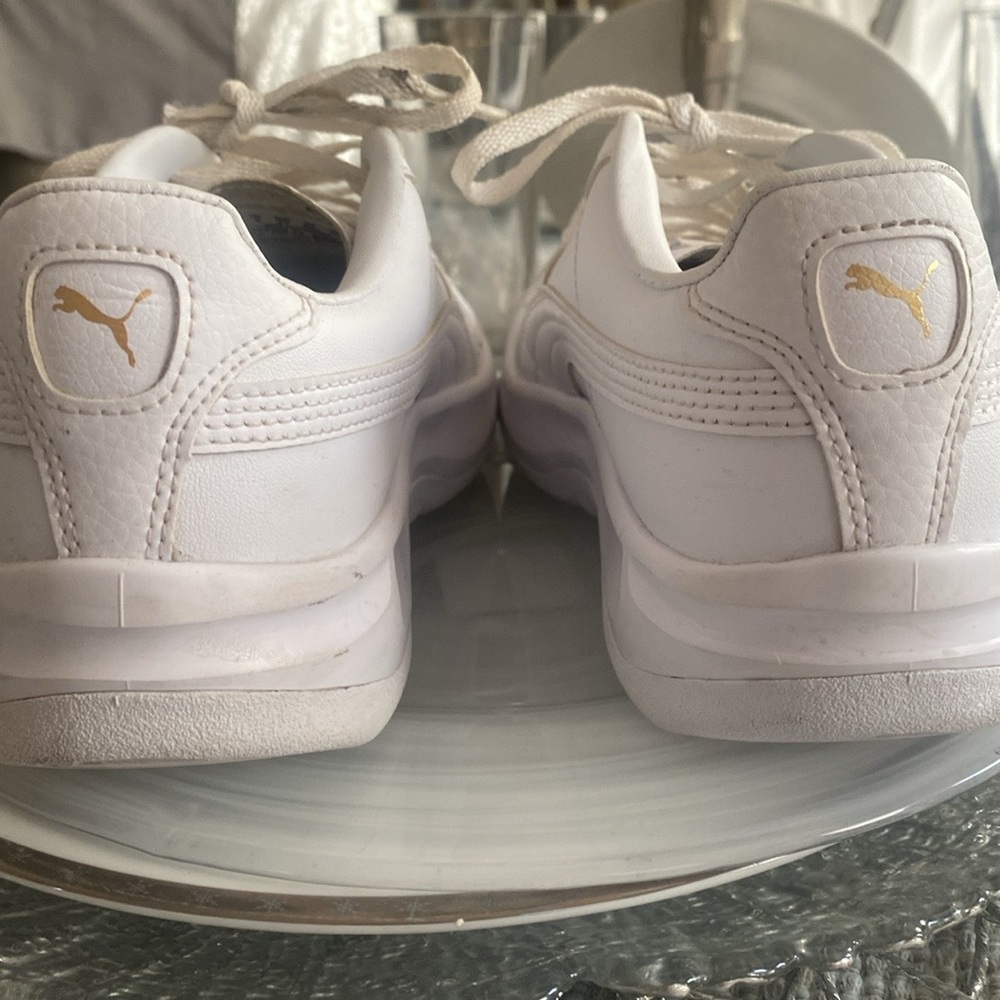 PUMA GV Special! EUC - Picture 3 of 8